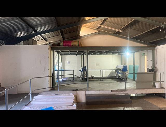 1,500M² WAREHOUSE FOR SALE IN KYA SANDS